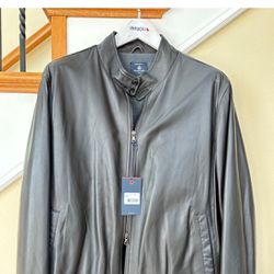 UNTUCKit Men’s Brown Leather Bomber Jacket