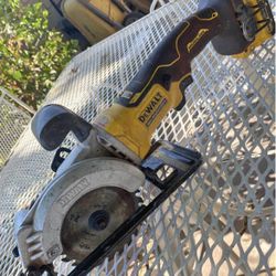 Dewalt Circular Saw 