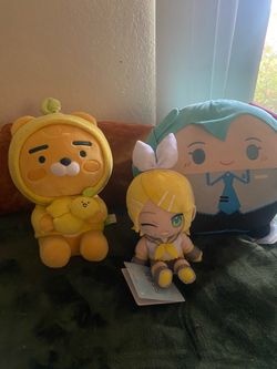 Plushys for sale “ read description”!!!!! For price