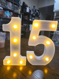 Small number 15 table light decor