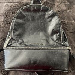 MICHAEL KORS BACKPACK 