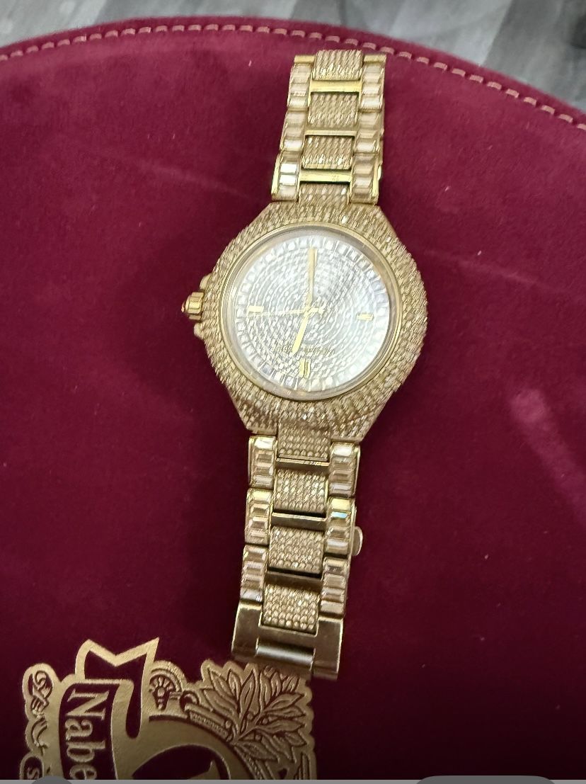 Michael Kors Watch Need Battery! ( Ask For Price)