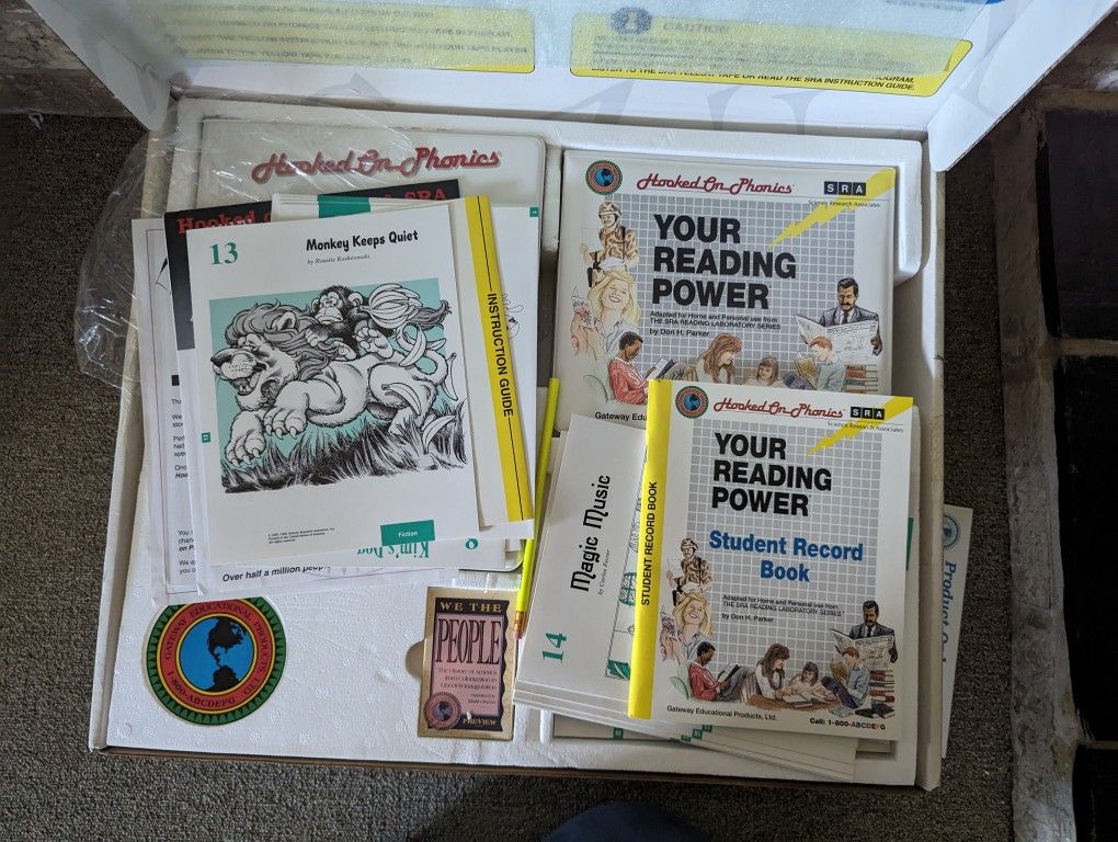 Vintage 1993 Hooked On Phonics Big Box With All Cassettes And Booklets/Materials, Excellent Condition