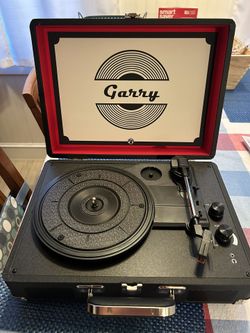 Garry Portable Bluetooth Turntable