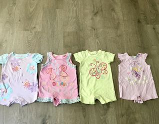 Toddler Girls Adorable spring / summer sleeper lot of 4 - 12 months