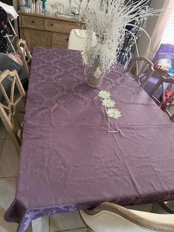 Server  with Table seating 8