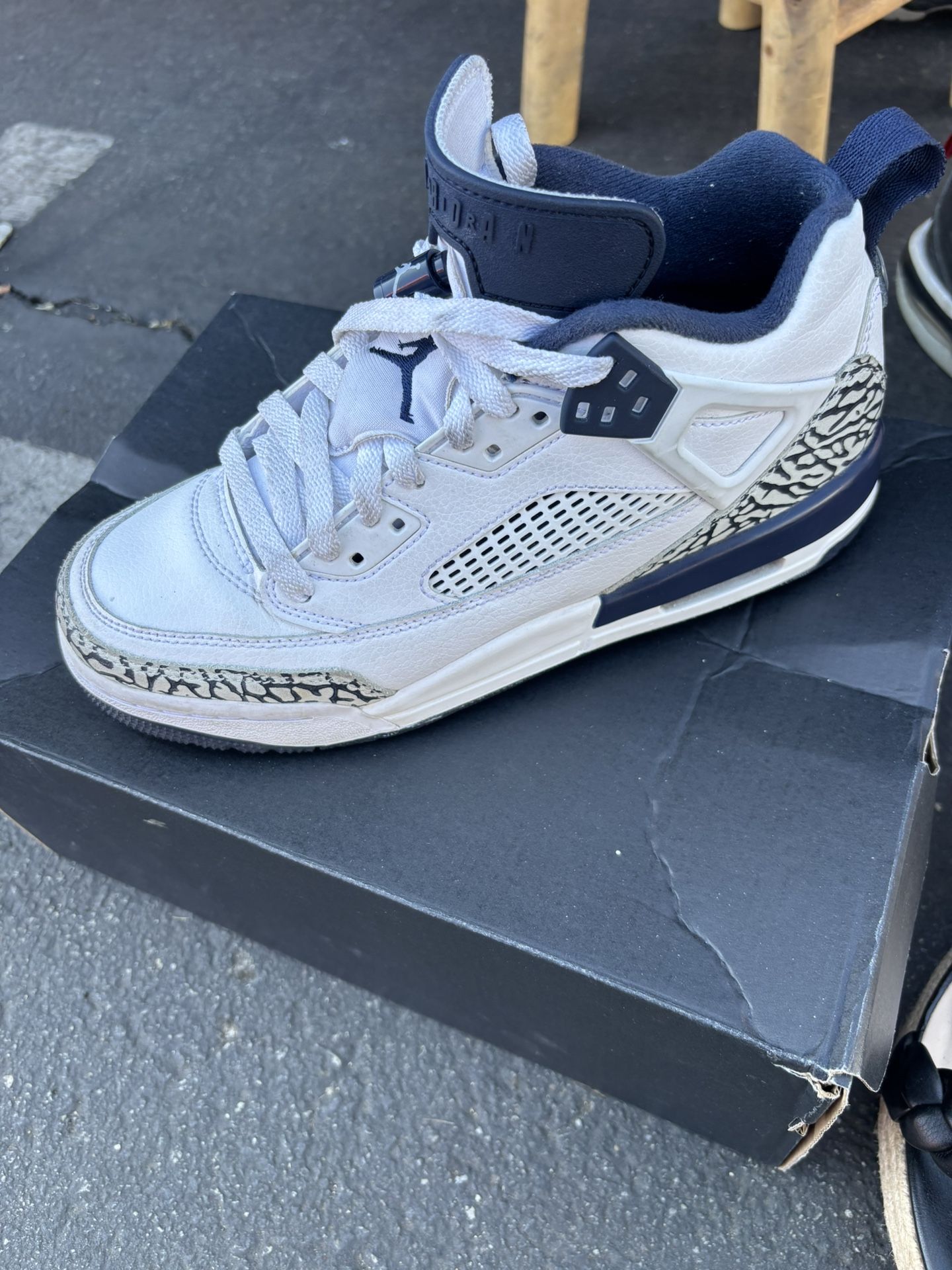 Jordan Spizike Low 