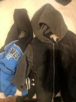 Two 24m boys sweaters