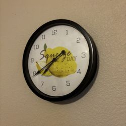 Lemon Clock 