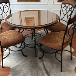 Tea, Coffee/Card table with 4 chairs. Great Condition.