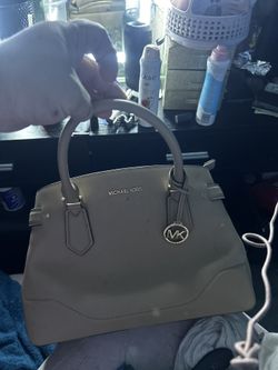 Micheal Kors Ran Purse
