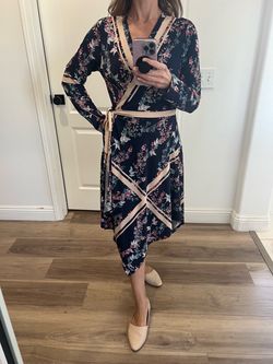 BCBG Navy Floral Wrap Midi Dress Long Sleeve size L