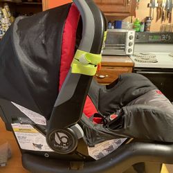 Baby Trend Carseat 