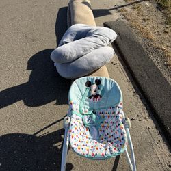 Free Items Carpet Baby Rocking Chair And Momcozy Pillow For Pregnant Women 