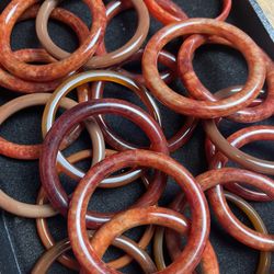 🔴 WHOLESALE LOT — RARE 82 RED AGATE (CARNELIAN) BANGLES