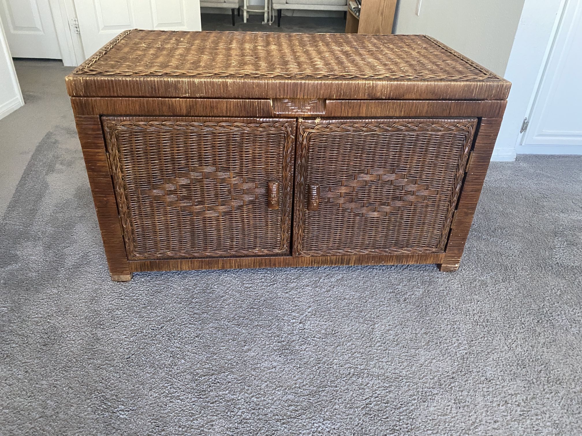 Wood & Wicker Storage Bin