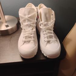 Women's Converse Sneakers Size 9.5