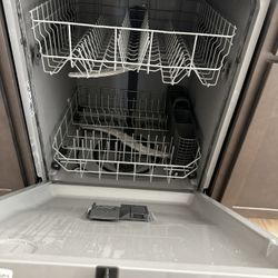 GE Dry Boost 24-in Dishwasher
