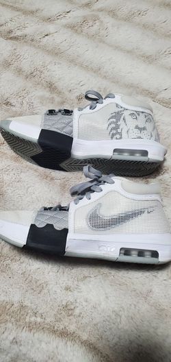 Le Bron Witness 8. Nike Size 8.5