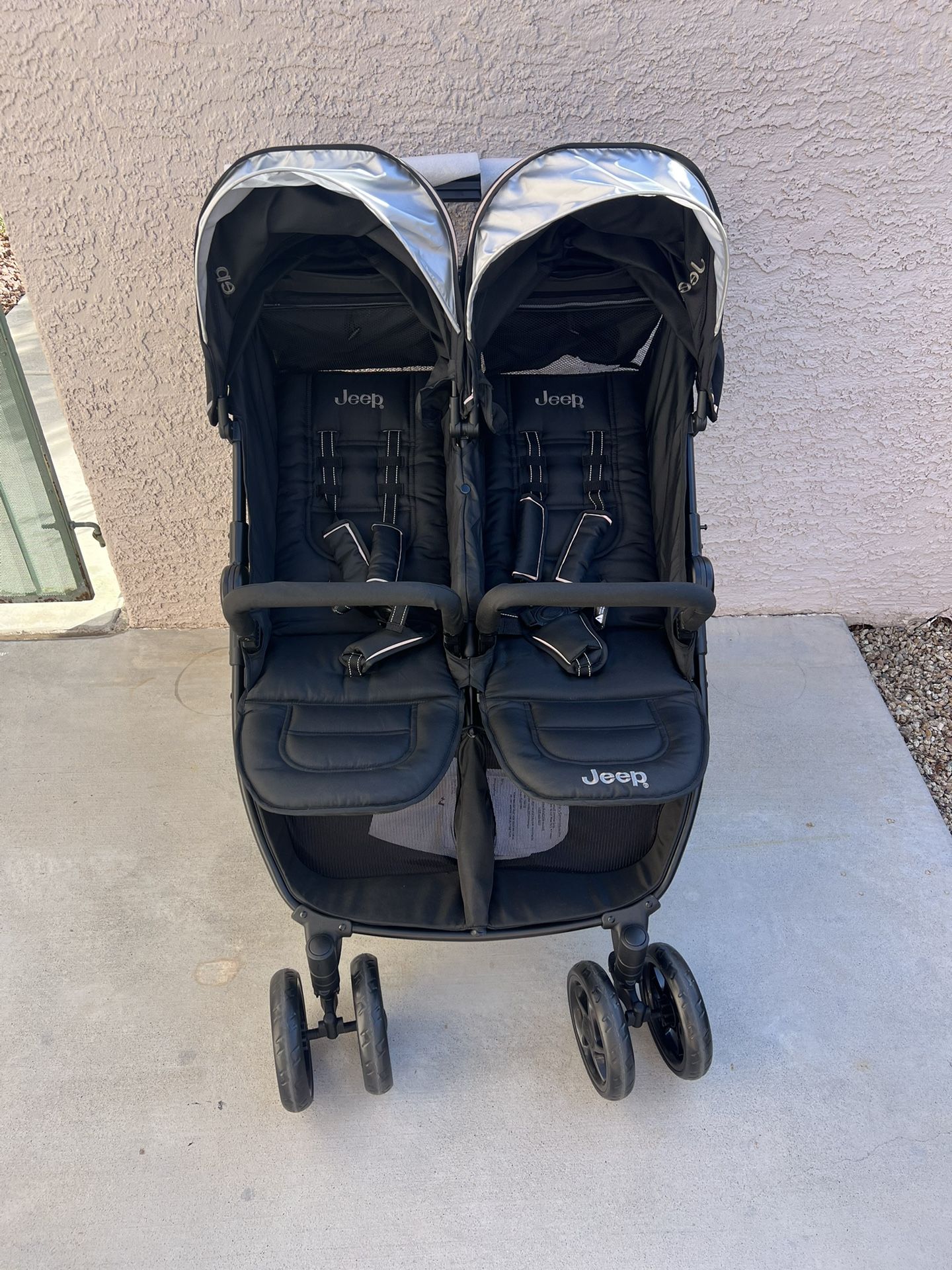 Jeep Ultralight Side By Side Double Stroller