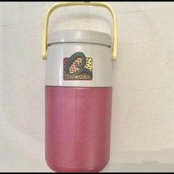 Vtg. UNUSED Coleman Water / Beverage Jug Model # 5590 Half Gallon Capacity Pour Spout