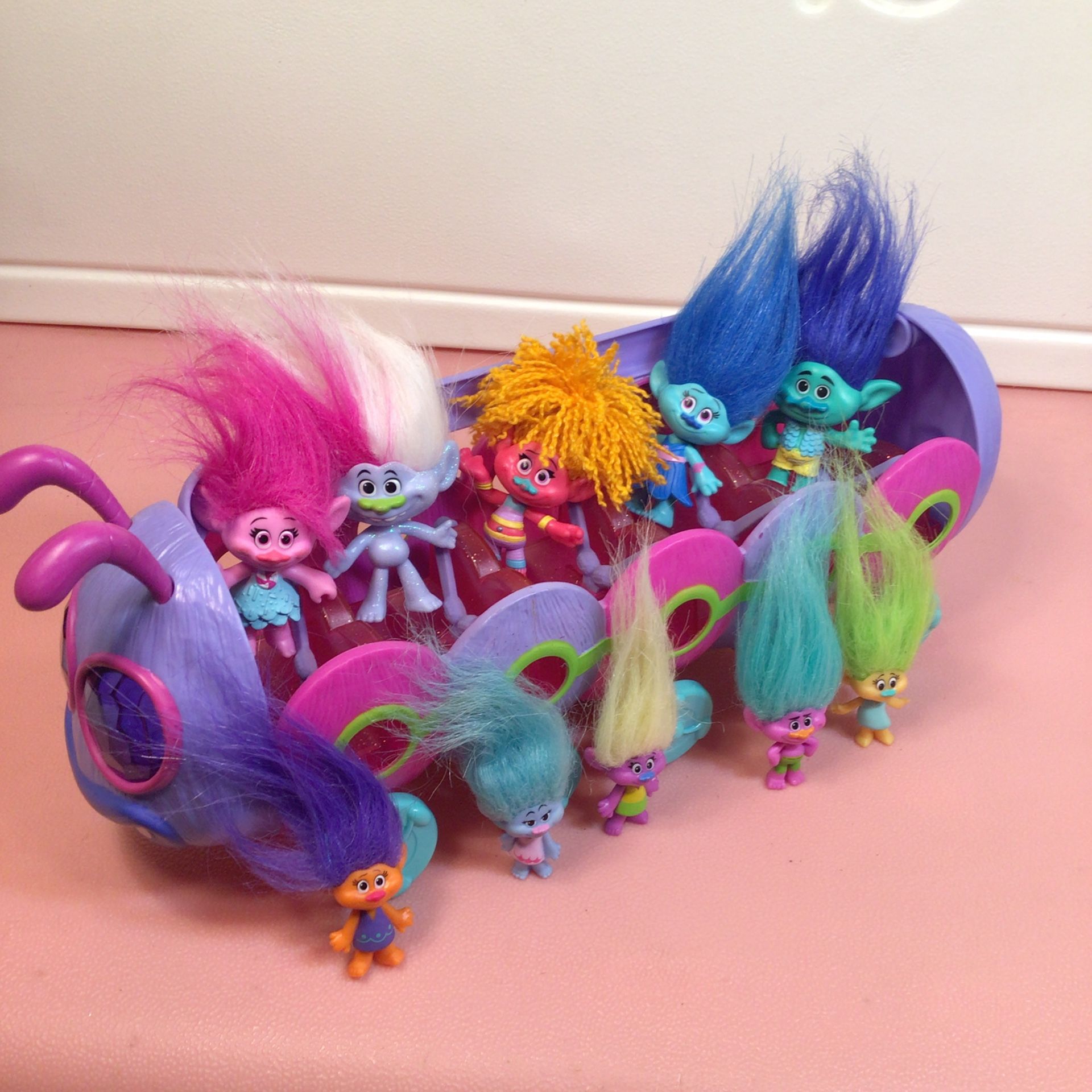 Trolls Caterbus 