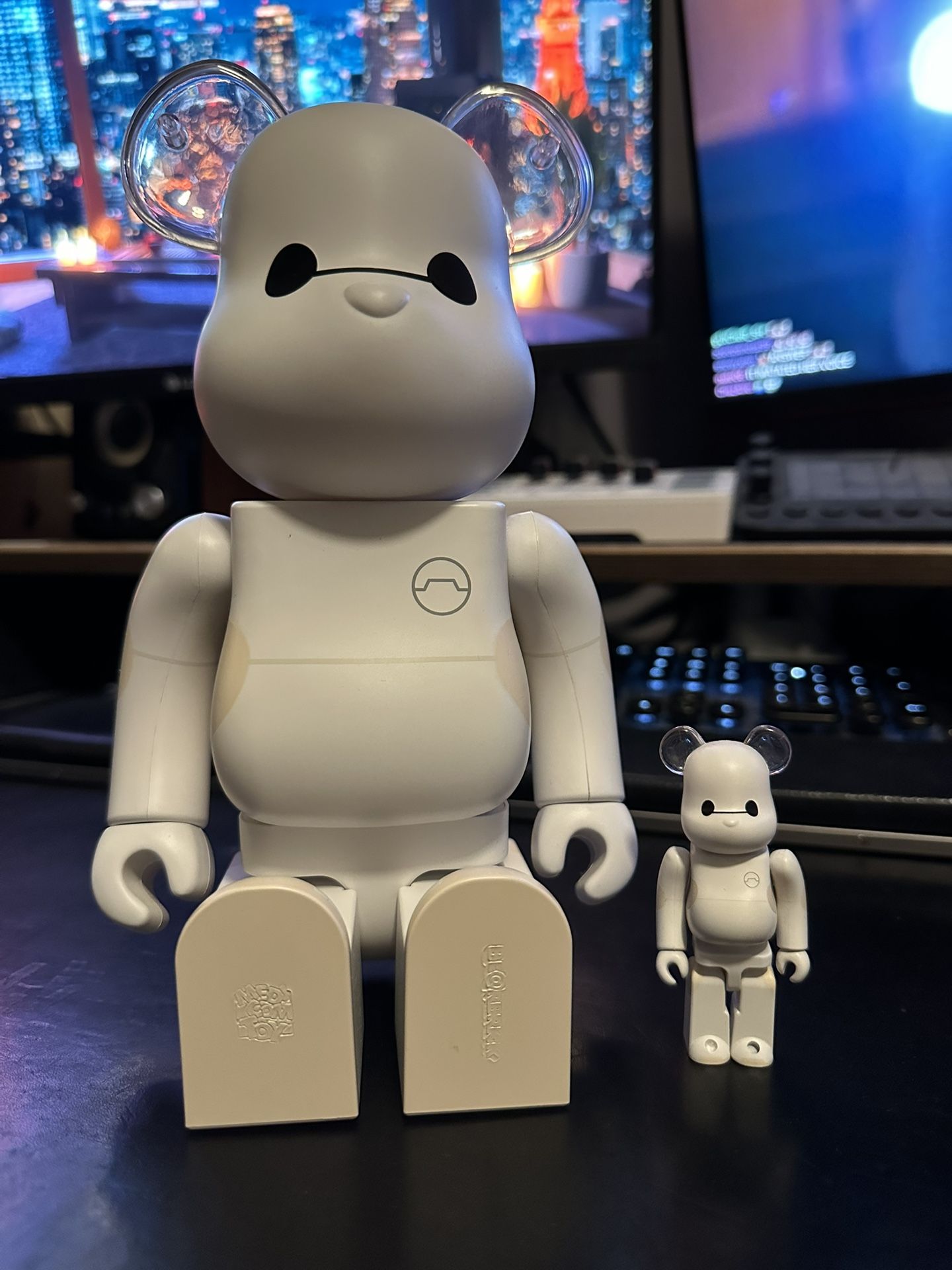 🚨 Bearbrick BAYMAX 400% & 100% Set 🚨