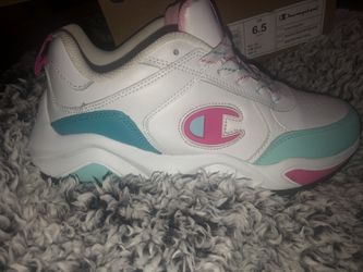 Champion Sneakers