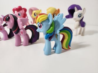 My Little Pony Rainbow Dash, Twilight Sparkle Unicorn, Applejack, Fluttershy, Pinkie Pie, Mane Pony Rarity Classic Figure