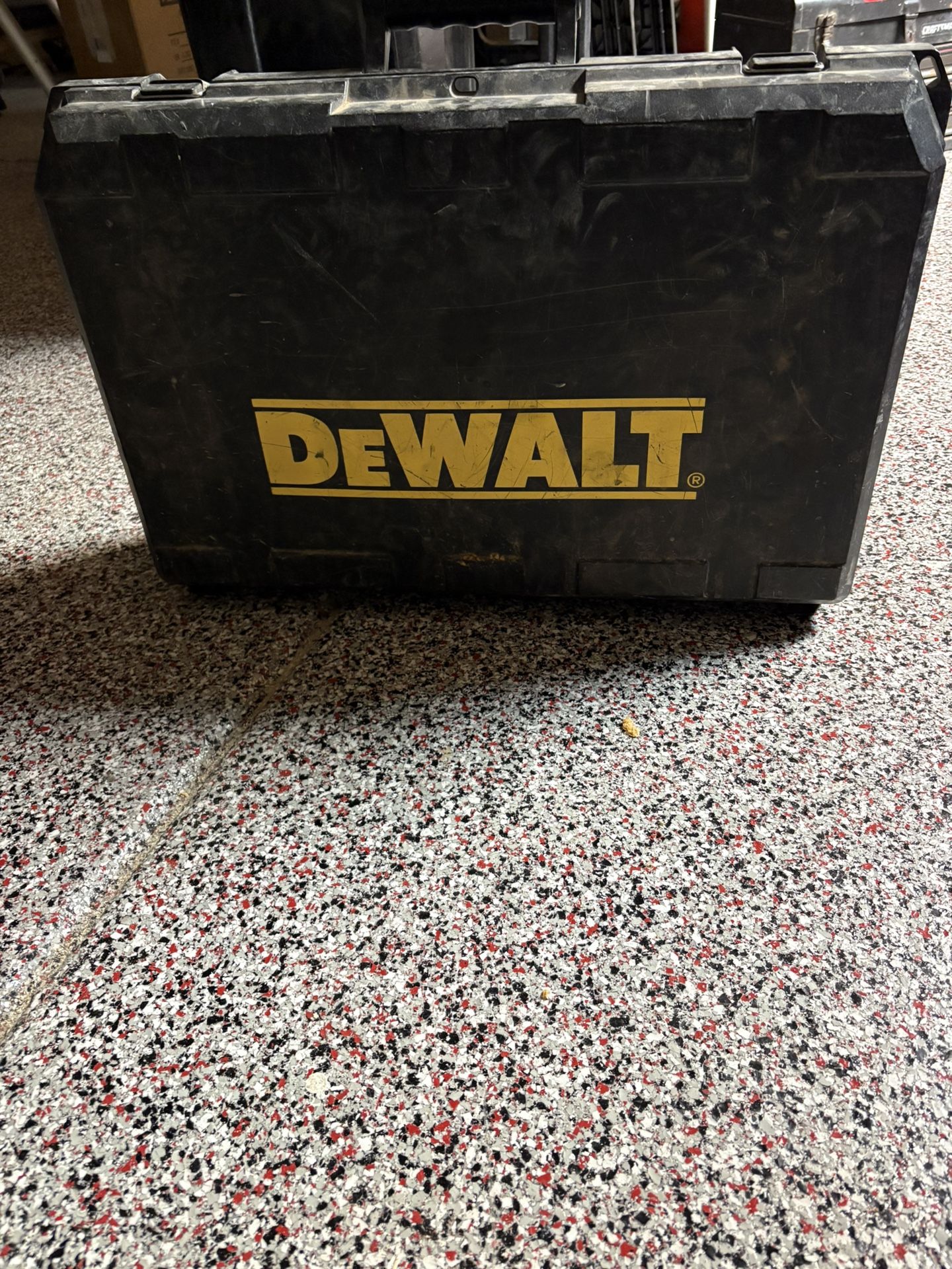 Dewalt D25550 Rotary hammer