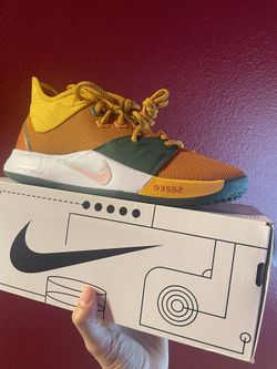 Nike Paul George 3s ACG - Size 9.5M 