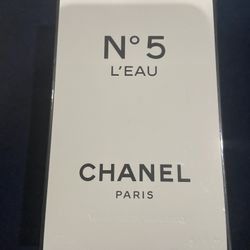 N*5 L’EAU Chanel Perfume