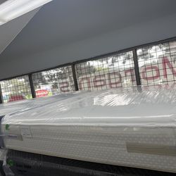 QUEEN SIZE SEALY POSTUREPEDIC MATTRESS & BOX SPRING BED SET