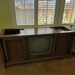 Vintage TV Console 