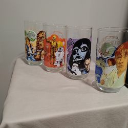 1977 Star Wars Glasses. Mint Condition