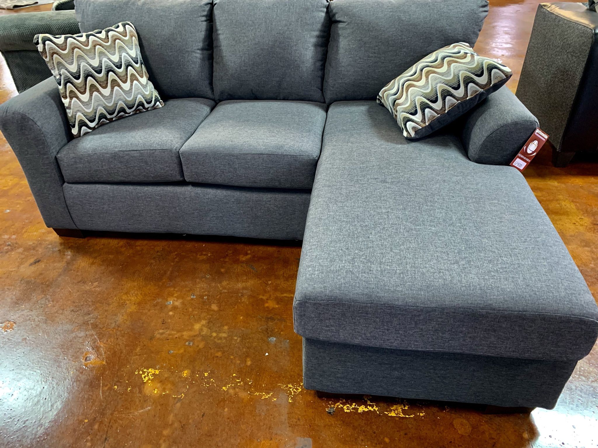 Grey Sectional Sofa With Reversible Chaise