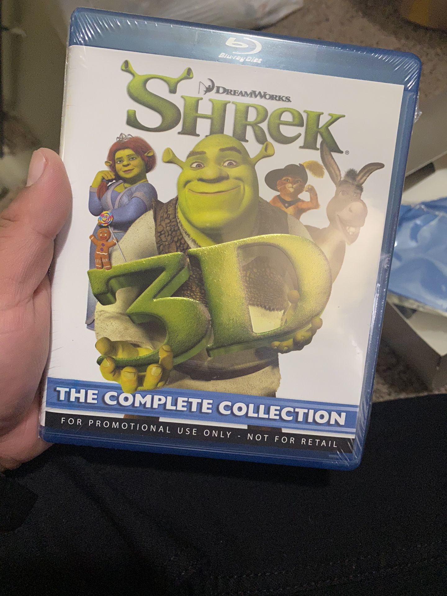 Shrek collection in 3D with glasses