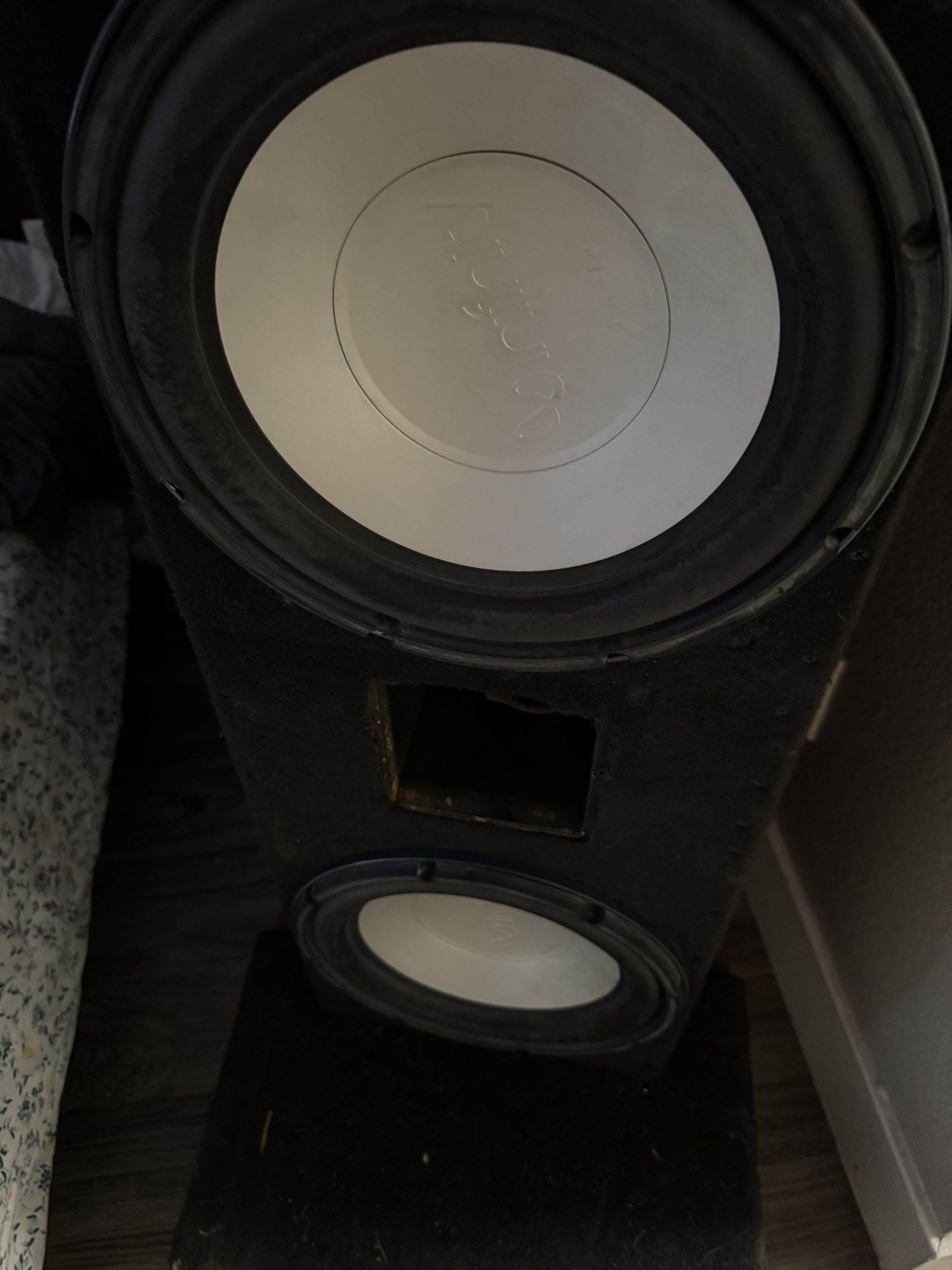 Infinity M3D Perfect VQ 12” Subwoofers/Lanzar 2000W Amp