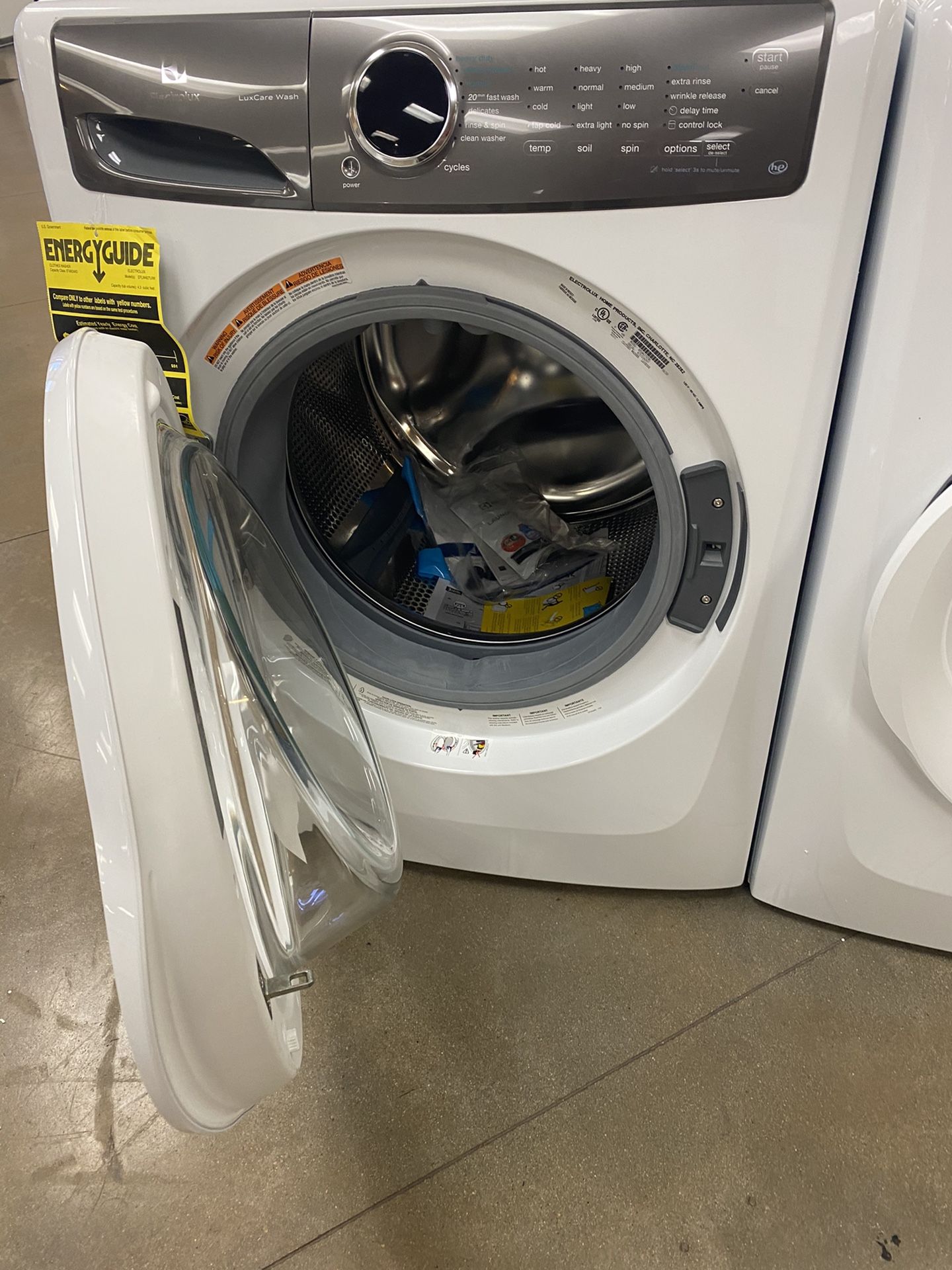 Electrolux washer and dryer set