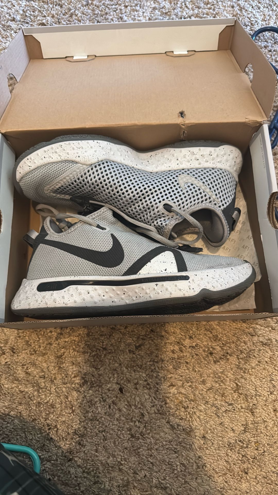 Nike Air strobel