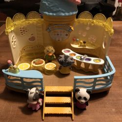 Calico Critters Seaside Ice Cream Shop