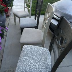 (4) Dining Room Chairs Wood