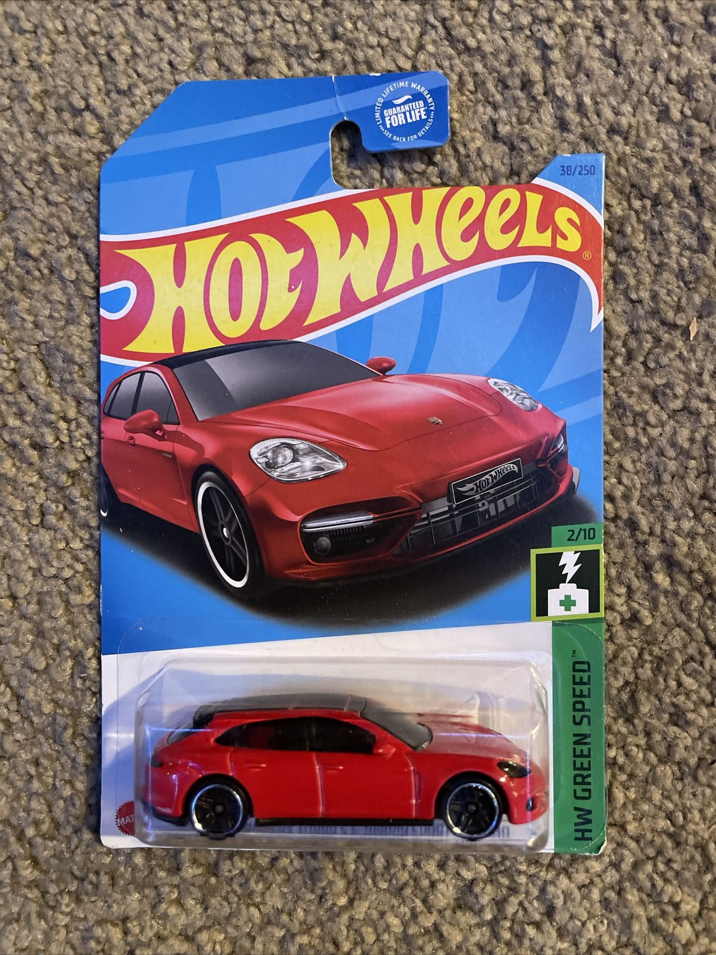 2023 Hot Wheels HW GREEN SPEED 2/10 Porsche Panamera Turbo S E-Hybrid 38/250