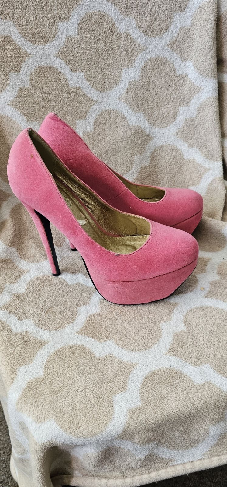 Pink Heels