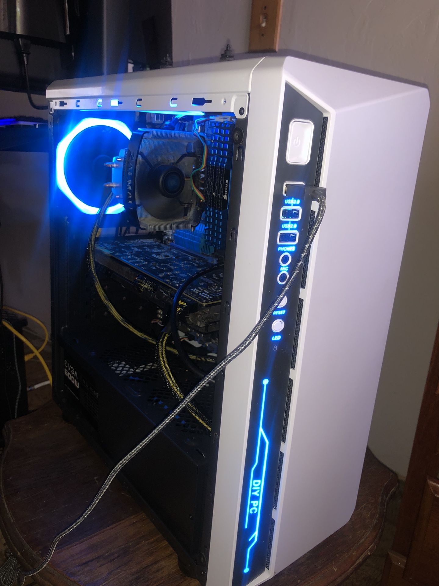 CUSTOM BUILT PC!!!