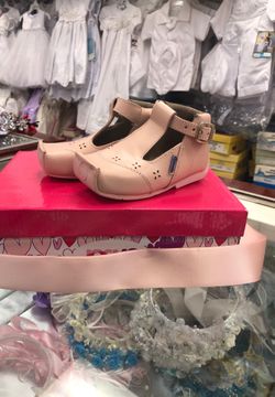 Zapatos pingo nuevos size 5 1/2 little girl