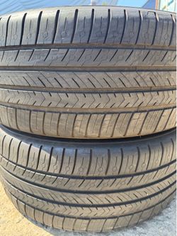 235/45R18 Michelin