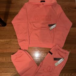 Coral Essentials Set Brand New Sizes Small, Medium + Large