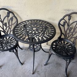3 piece Alum Patio Bistro Set