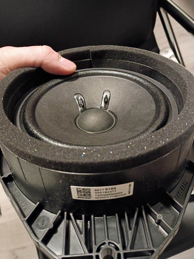 OEM Chevy/GMC Sound System With Amp